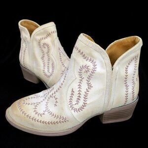 Sterling River Rustic Bone Embroidered Vines Western Cowgirl Ankle Booties 7.5M